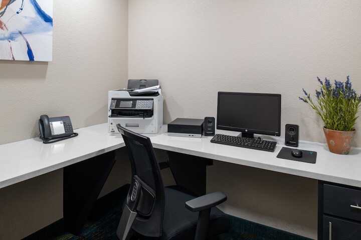 Business Center 54 of 55
