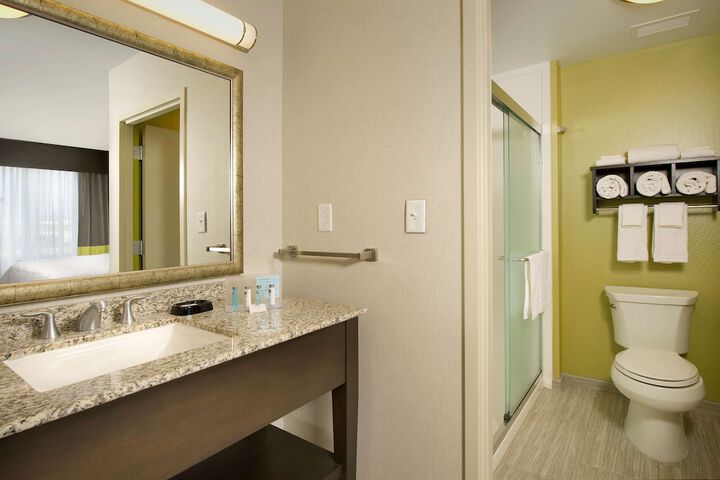 Room 8 of 19