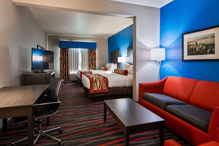 Room 12 of 31