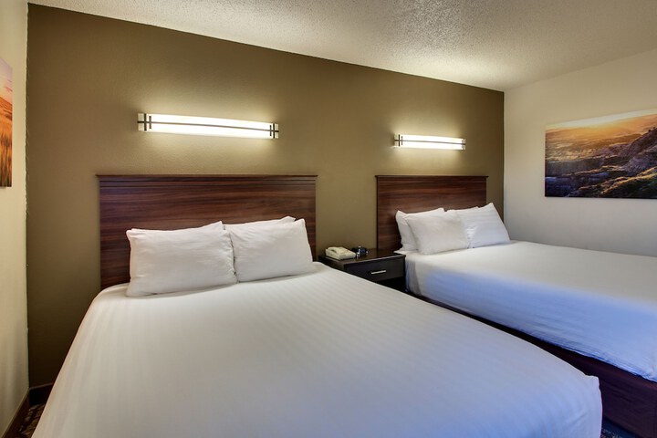 Room 32 of 47