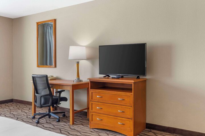 Room 35 of 51