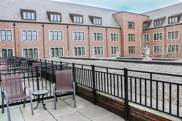 Terrace/Patio 109 of 118