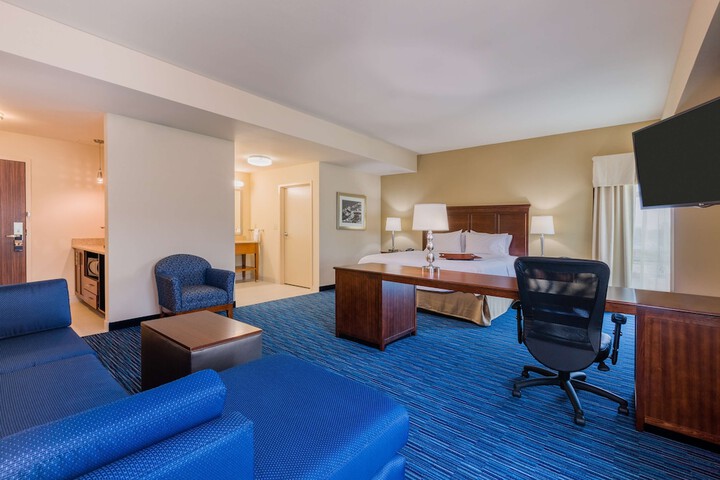 Room 9 of 31