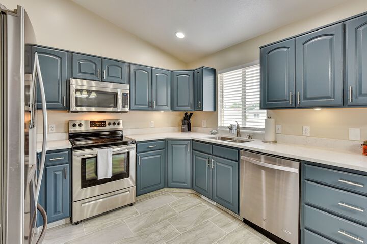 Family-friendly Clearfield Home w / Hot Tub!