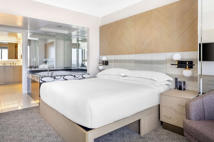 Room 48 of 63