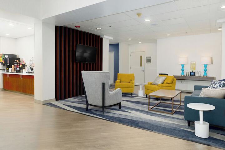 Comfort Suites Springfield-Eugene