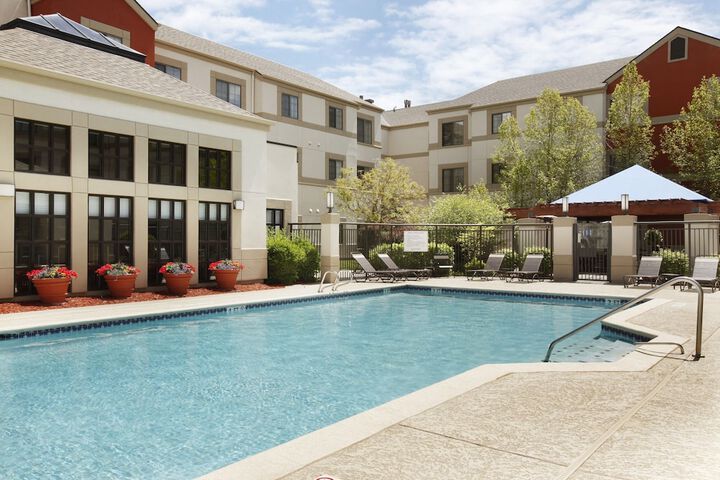 Pool 4 of 29