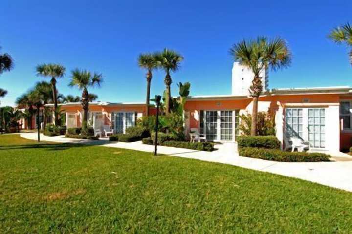 Coral Sands Inn