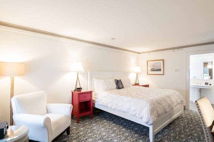 Room 54 of 78