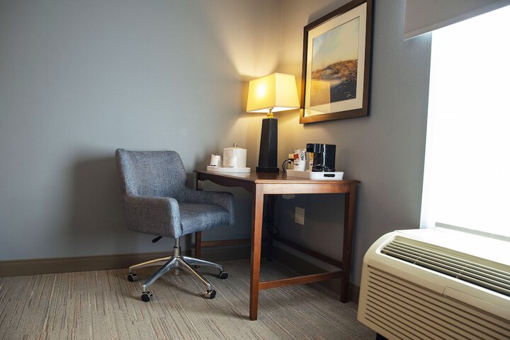 Room 26 of 66