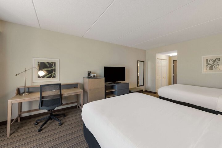 Room 41 of 65