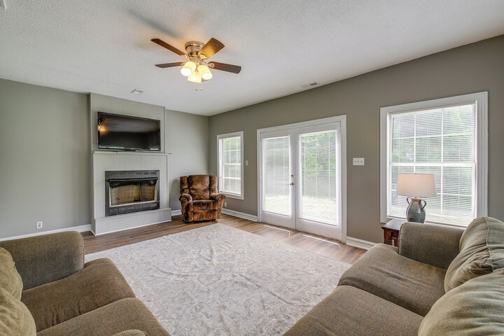 Huntsville Vacation Rental w / Fire Pit