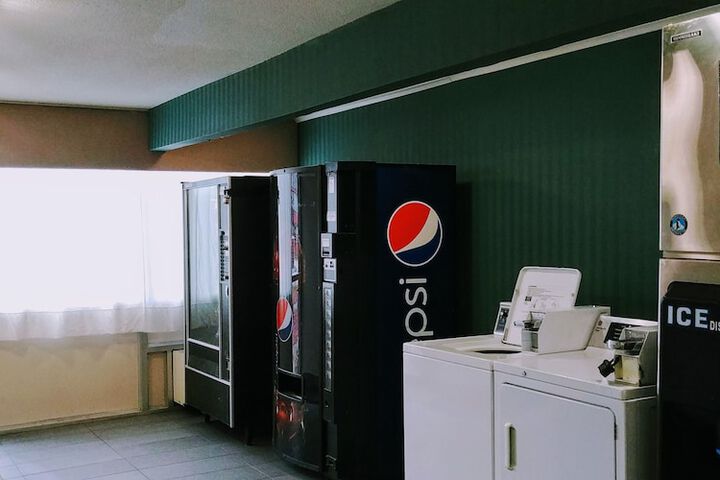 Room 4 of 21