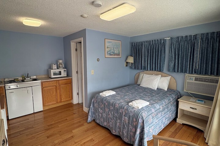 Beau Rivage Motel