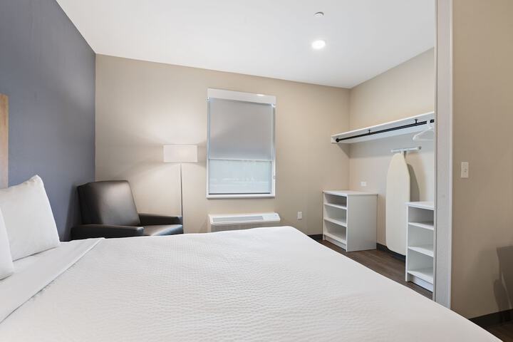 Room 61 of 70