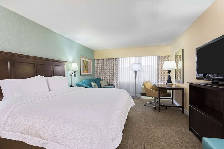 Hampton Inn White Plains / Tarrytown