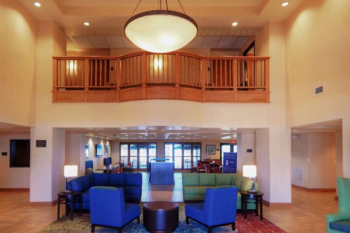 Hotel Interior 7 of 34
