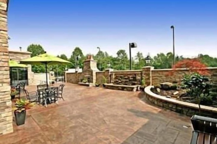 Terrace/Patio 45 of 48
