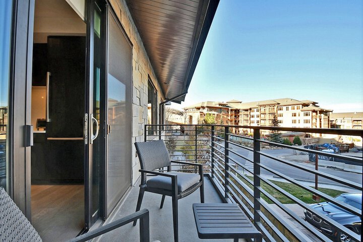 Terrace/Patio 182 of 187
