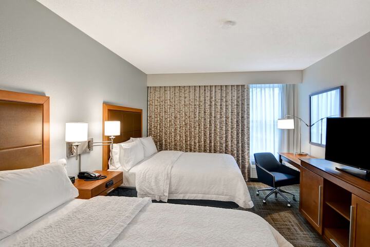 Hampton Inn State College