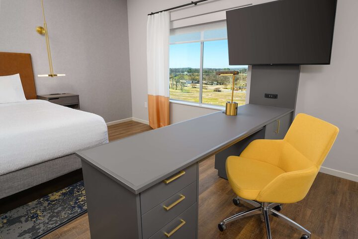 Hampton Inn & Suites Huntsville Downtown