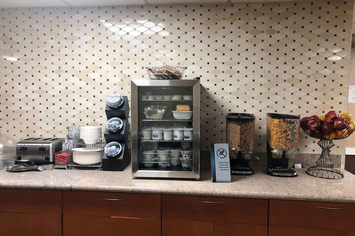 Breakfast/Coffee Service 12 of 14