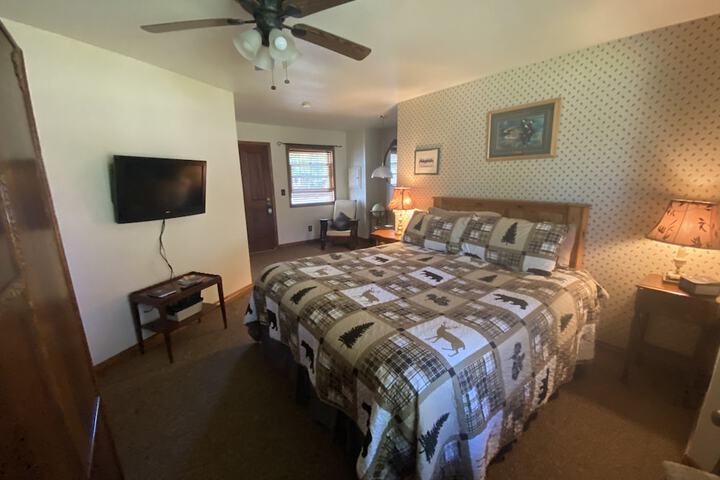 Room 15 of 40