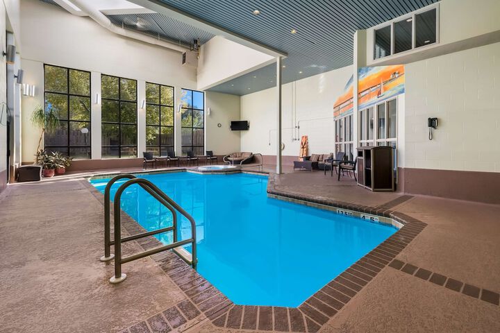 Pool 5 of 34