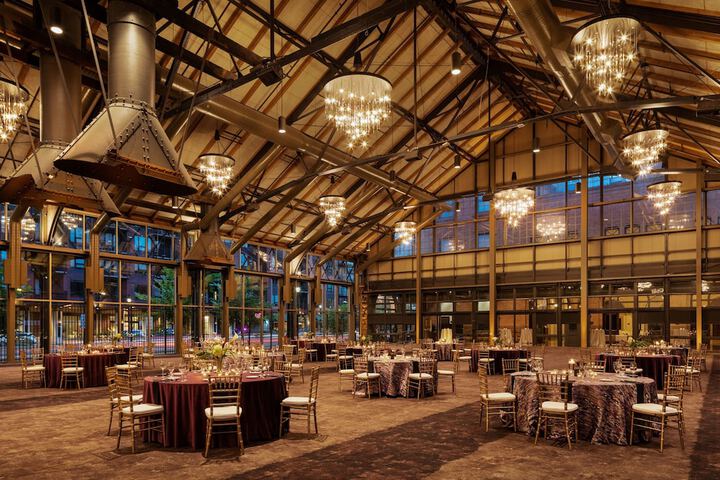 Ballroom/Hall 104 of 109
