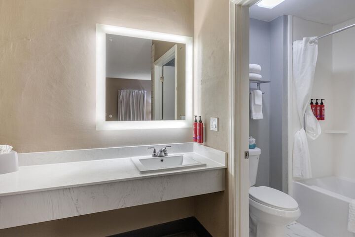 SureStay Hotel by Best Western Helen Downtown