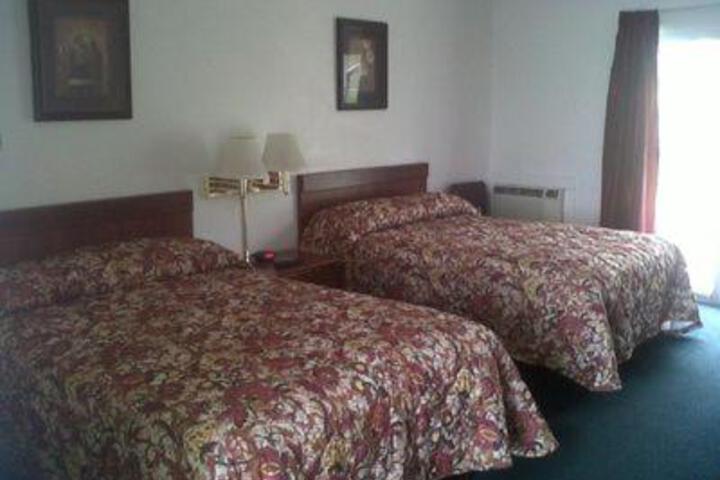 Hillside Motel