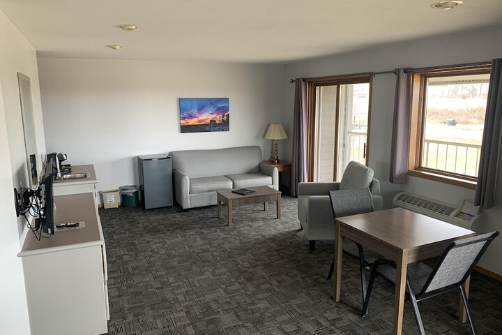 Room 5 of 14