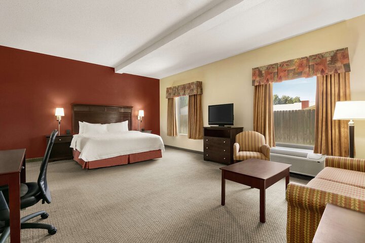 Room 16 of 26