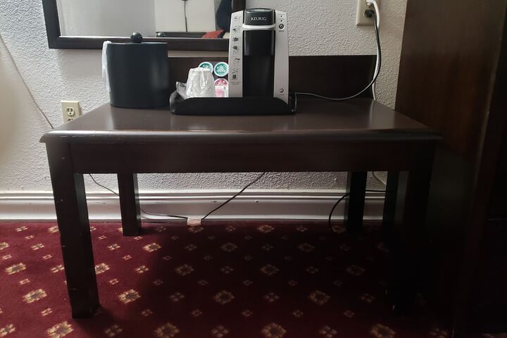 Days Inn by Wyndham Lake Village