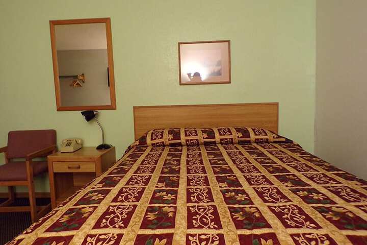 Room 24 of 25