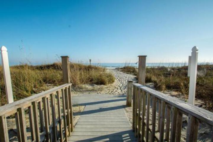 Sea Castle 8 G by Palmetto Vacation Rentals