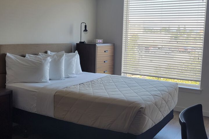 Marina Square Suites