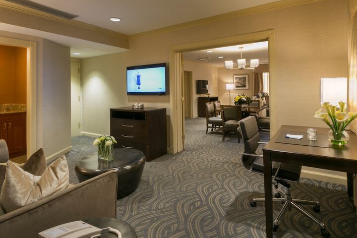 Robert Treat Hotel