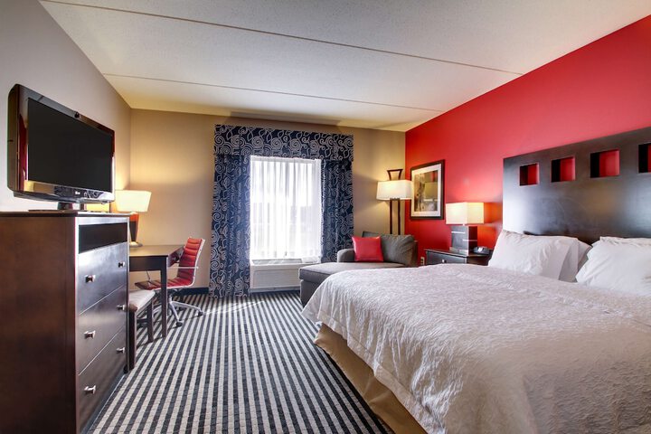 Room 34 of 74