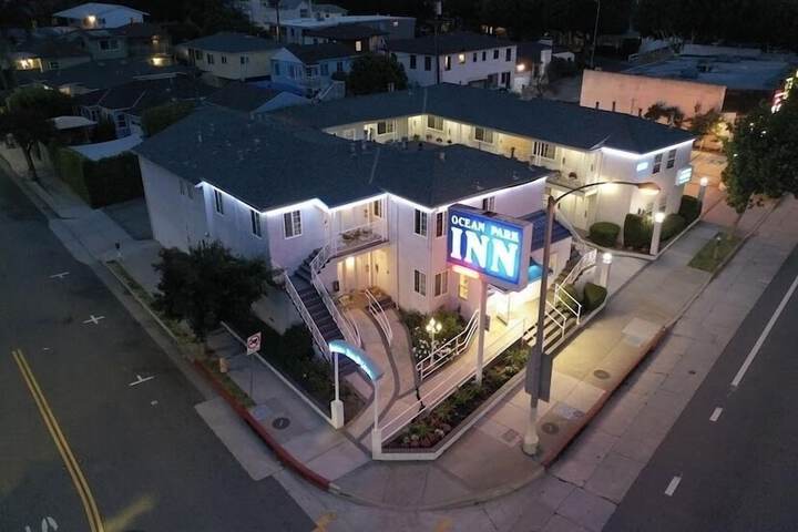 Hotel 7 of 38
