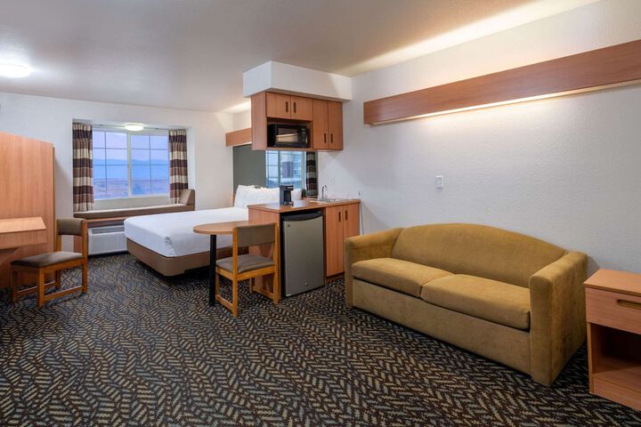 Room 15 of 52