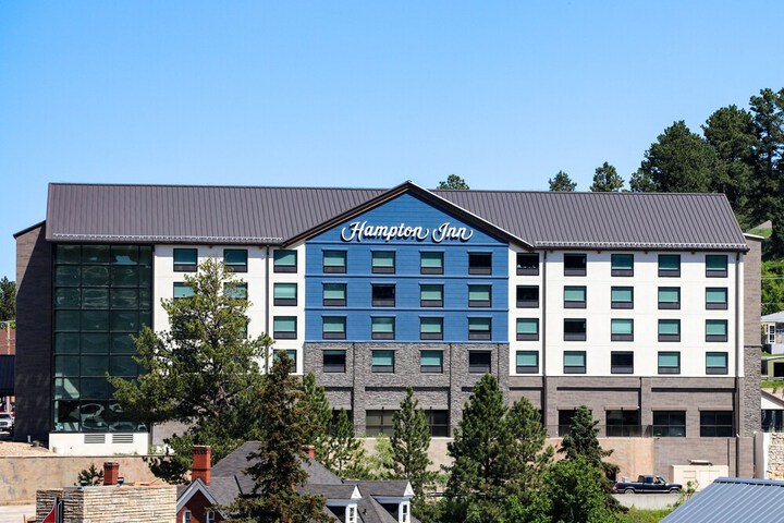 Hampton Inn Lead