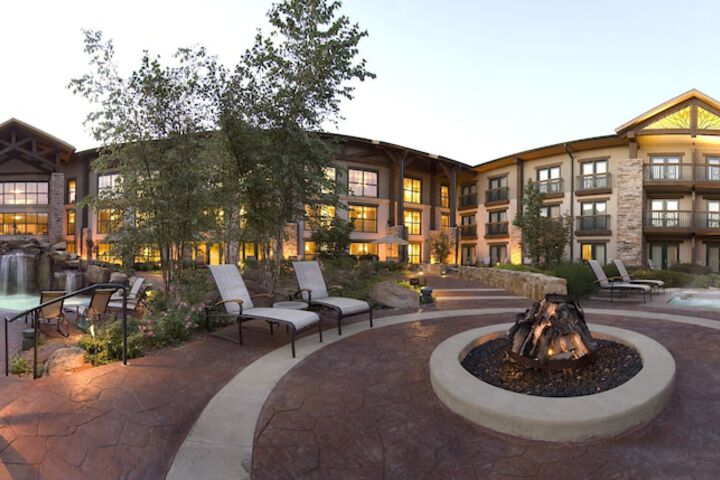 Hotel 2 of 44