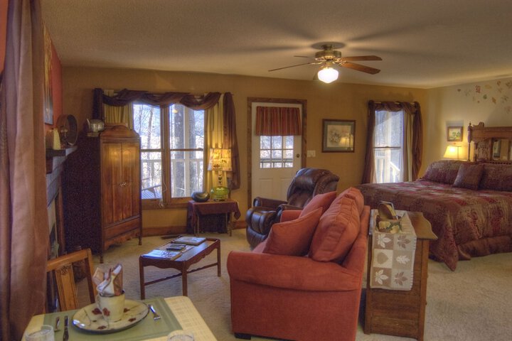 Blue Mountain Mist Country Inn & Spa