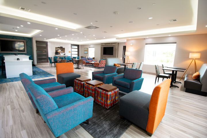 Hotel Interior 10 of 34