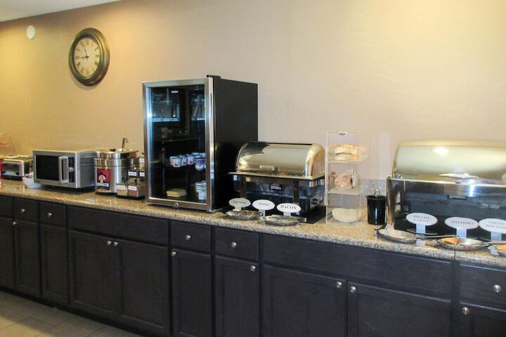 Breakfast/Coffee Service 45 of 52