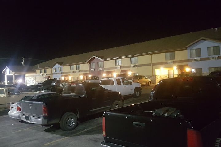 Americas Best Value Inn & Suites Harrisonville
