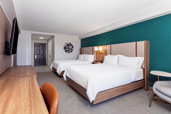 Holiday Inn & Suites Daytona Beach on the Ocean by IHG