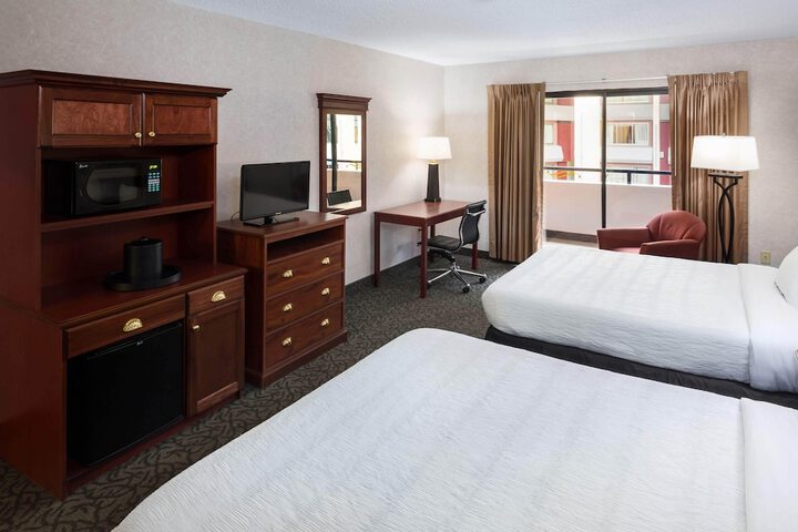 Room 7 of 20