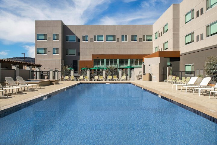 Pool 5 of 53